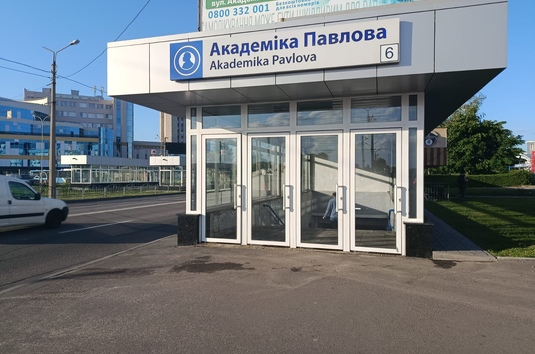 У Харківському метрополітені тривають роботи з підтримання чистоти та порядку