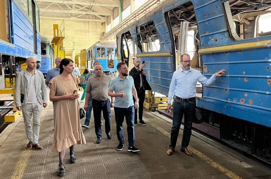 Депутат Європарламенту від Чехії відвідав Харківський метрополітен